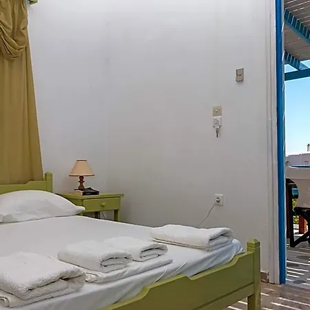 Miltiadis Parikia (Paros)
