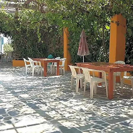 Miltiadis Parikia (Paros)